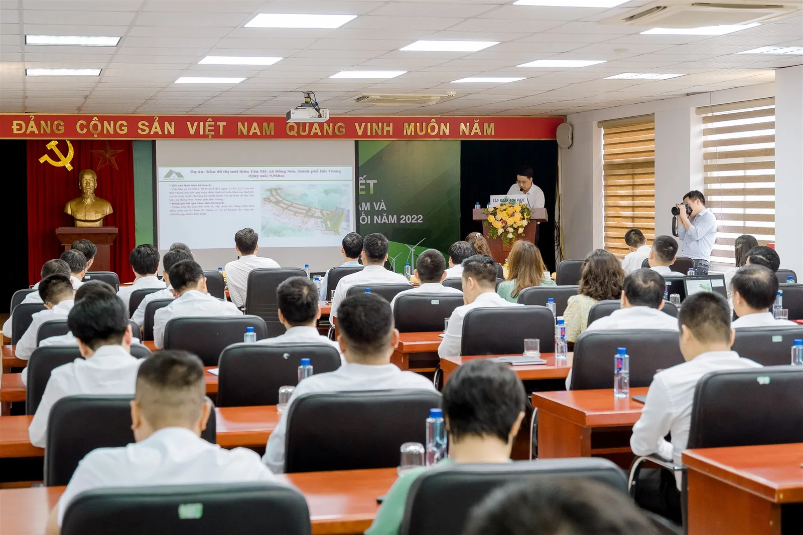 Tập đoàn Sơn Phúc tăng trưởng ổn định trong 6 tháng đầu năm 2022. — ảnh 2