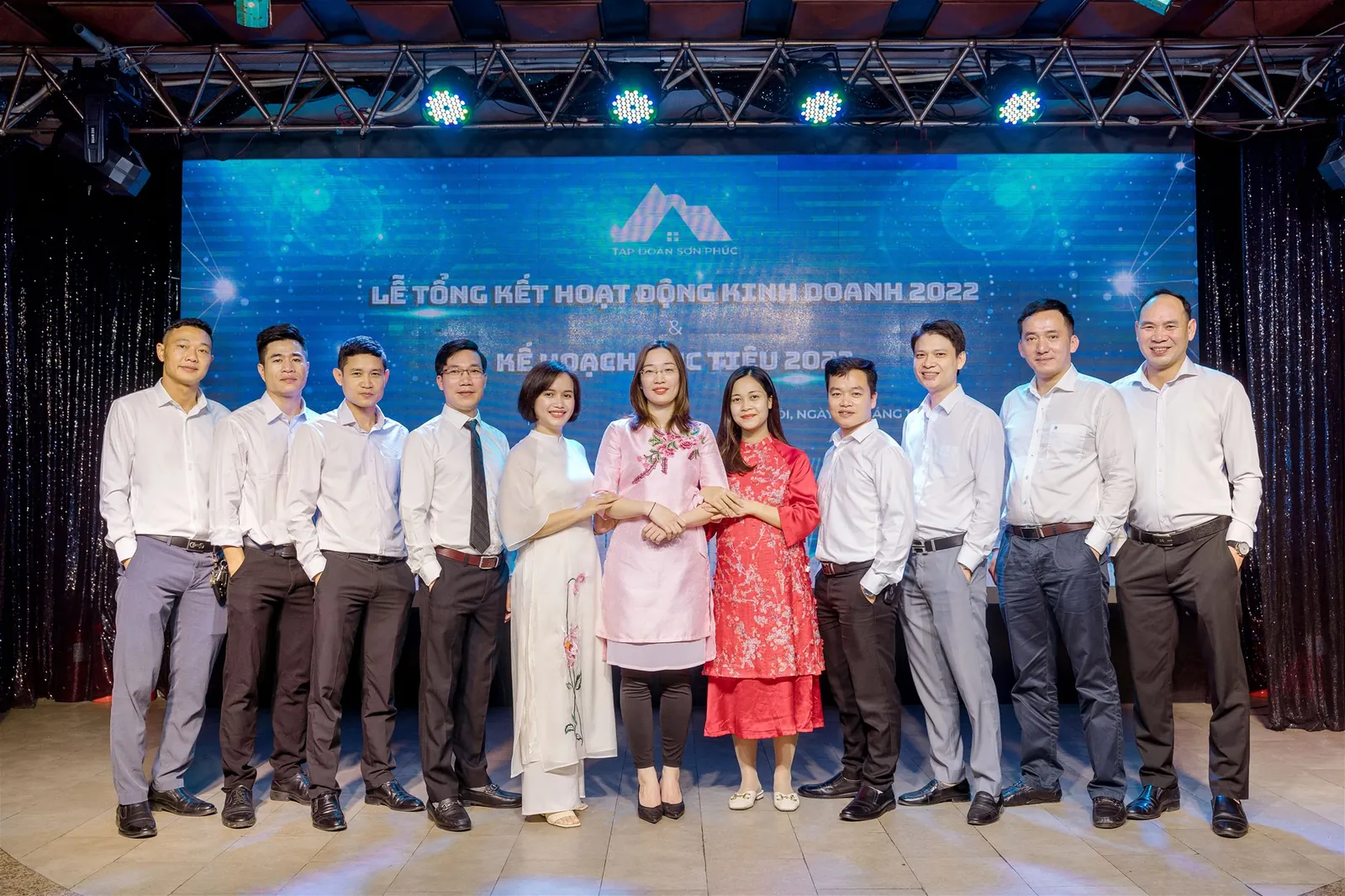 Tập đoàn Sơn Phúc tổng kết hoạt động kinh doanh năm 2022 - Định hướng mục tiêu kế hoạch năm 2023 — ảnh 23