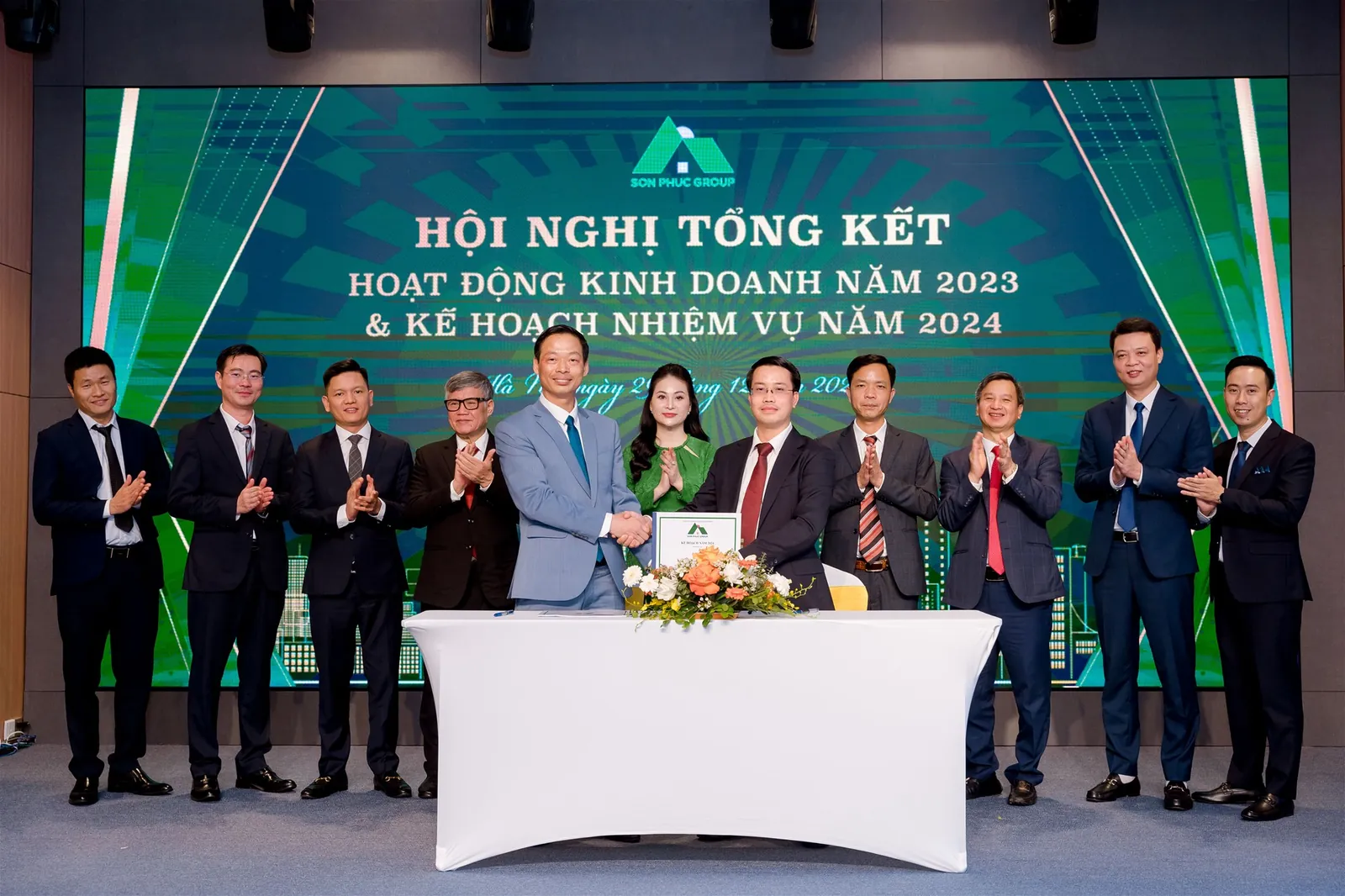 Tập đoàn Sơn Phúc tổng kết hoạt động kinh doanh năm 2023 - Định hướng mục tiêu kế hoạch năm 2024 — ảnh 14