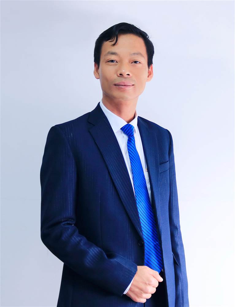 ÔNG NGUYỄN THẾ HÙNG